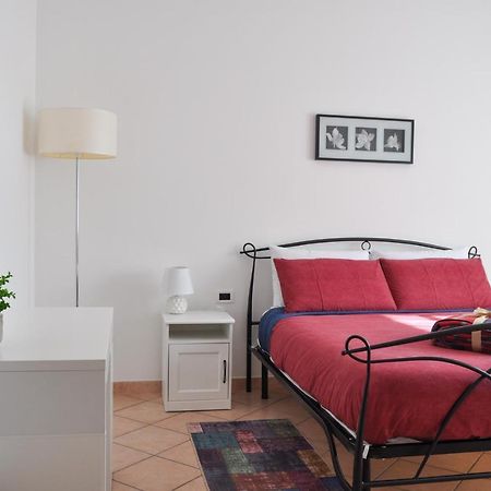 צ'רטוזה די פאביה B&B Sarita'S Rooms מראה חיצוני תמונה